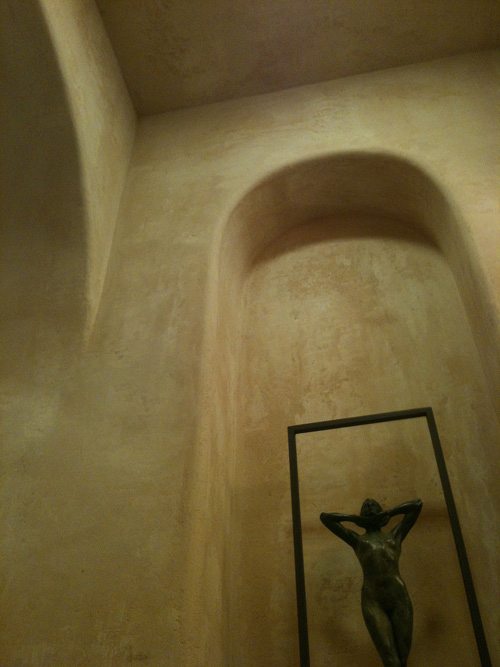 Tuscan Plaster Finish in powder bathroom